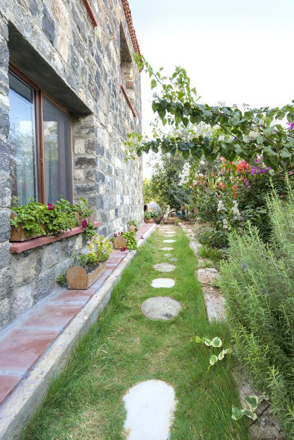 Karaburun Bahce Bed & Breakfast Ngoại thất bức ảnh